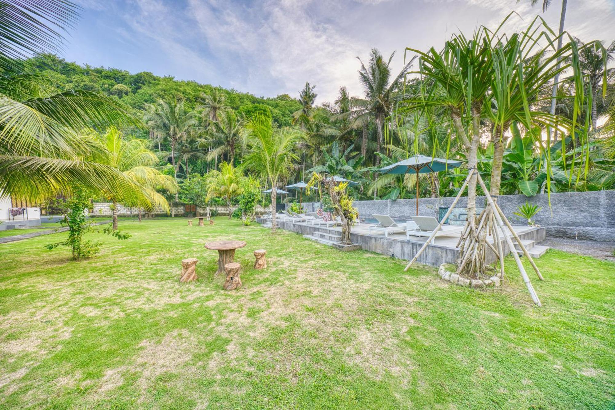 Puri Garden Penida Hotel Sakti Екстериор снимка